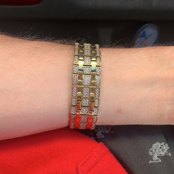 Bulova Phantom Crystal Watch Gold and Silver - Picture 2 of 11